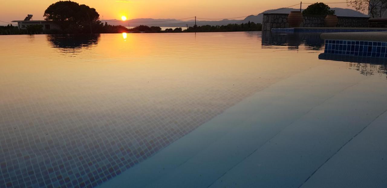 Villa Sealine Pefki Exterior foto